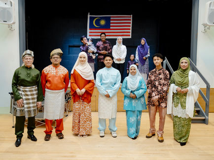 Fitri Haris & Eja Shahril Angkat Batik Sintok & Estetika Raya Islamik Ke Pentas Dunia