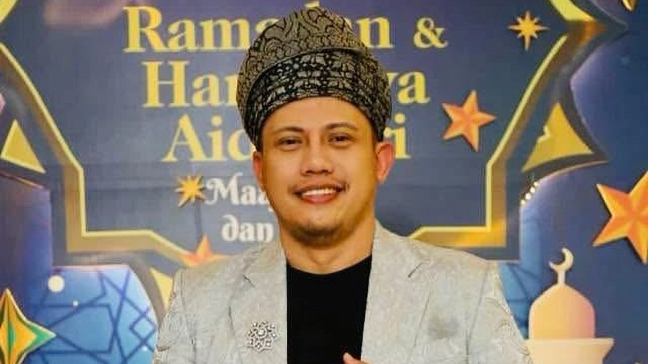 13 Tahun Menyepi, Lucky Joe Buat Kejutan ‘Comeback’ Menerusi Single “Senyum Raya” Sempena Hari Jadi Ke-45