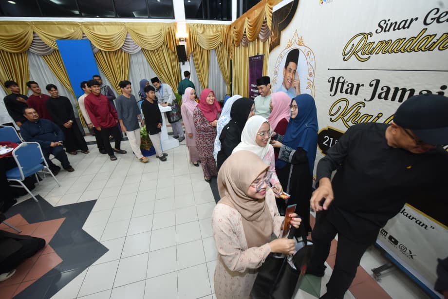 Khai Bahar Santuni Mahasiswa UKM, Kongsi Rezeki & Harap Cepat Bertemu Jodoh
