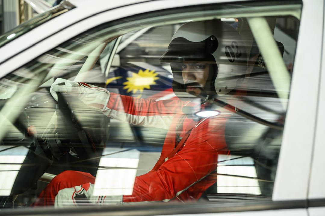 Kisah Karamjit Singh Ke Layar Perak! Astro Shaw Umum Barisan Pelakon Filem Rali Epik TERBANG