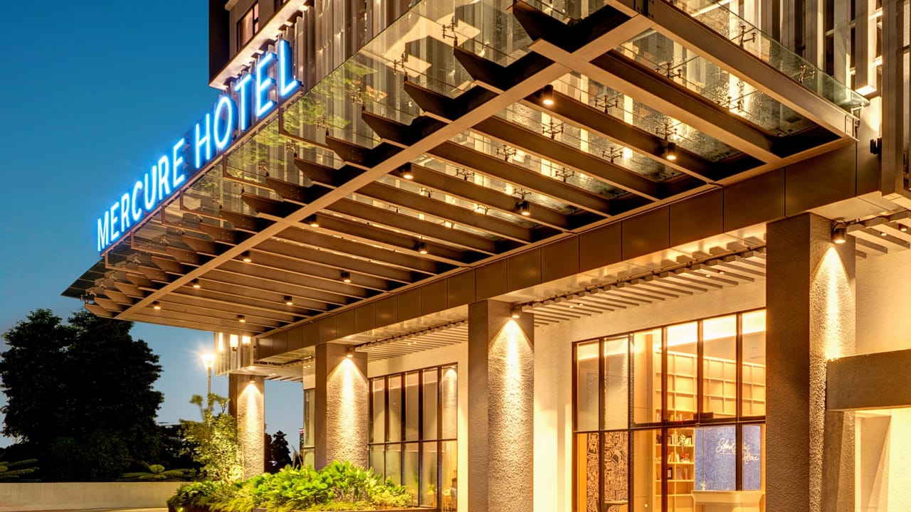 ‘Rooftop Party’ & Bufet Makan Sepuasnya! Mercure KL Glenmarie Tawar 3 Pengalaman Gastronomi Epik