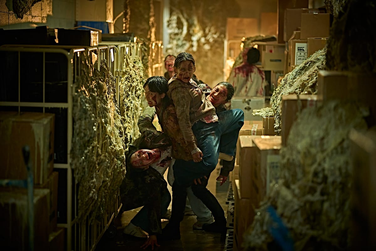 Zombi Berevolusi & Boleh Berfikir? Filem COLONY Bakal Ubah Sejarah Genre Seram!