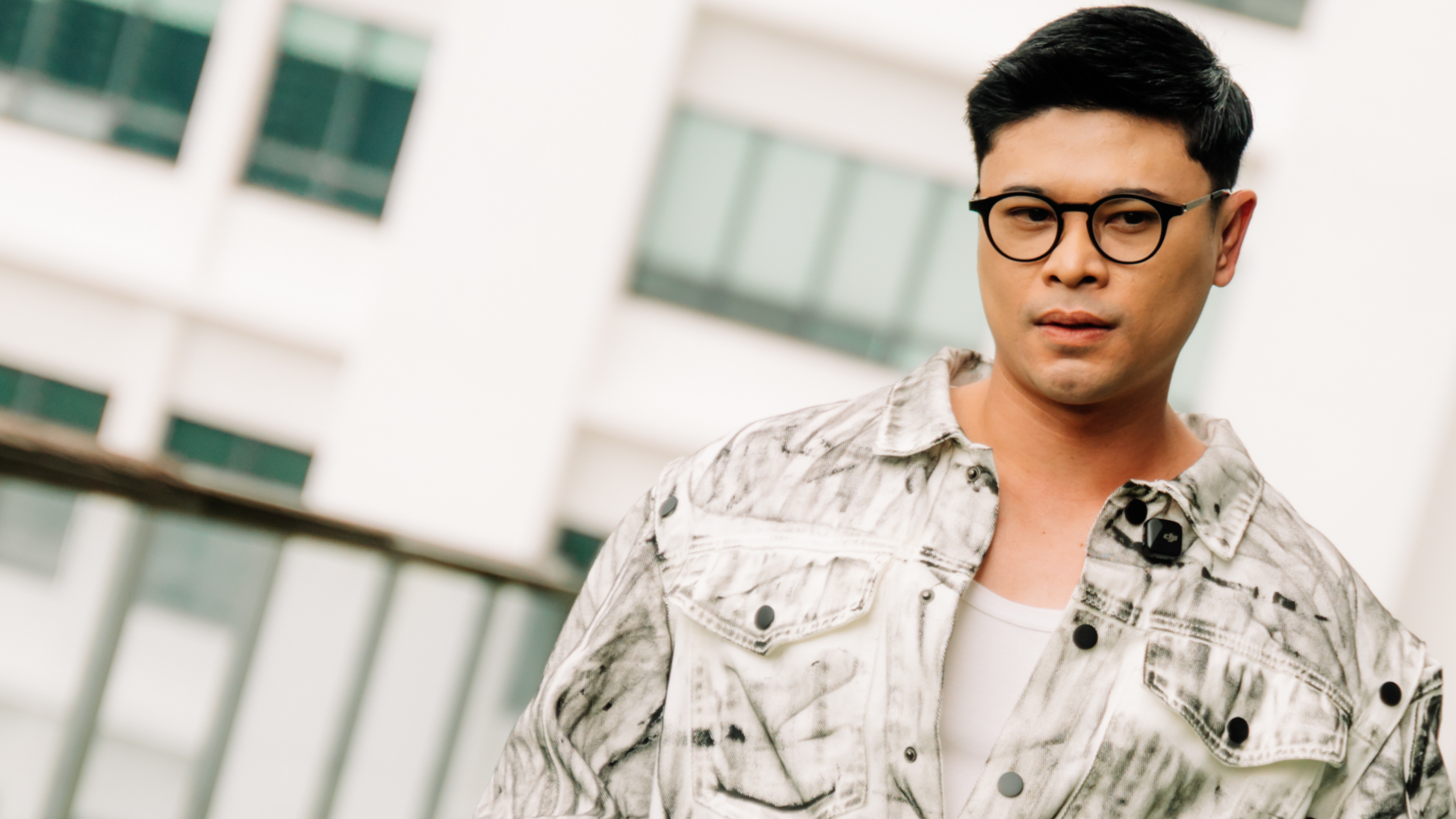 “Suara Tak Keluar, Badan Menggeletar” – Andi Bernadee Menangis Kenang Siksa 9 Tahun Sebelum Lahir ‘Ding Geding’