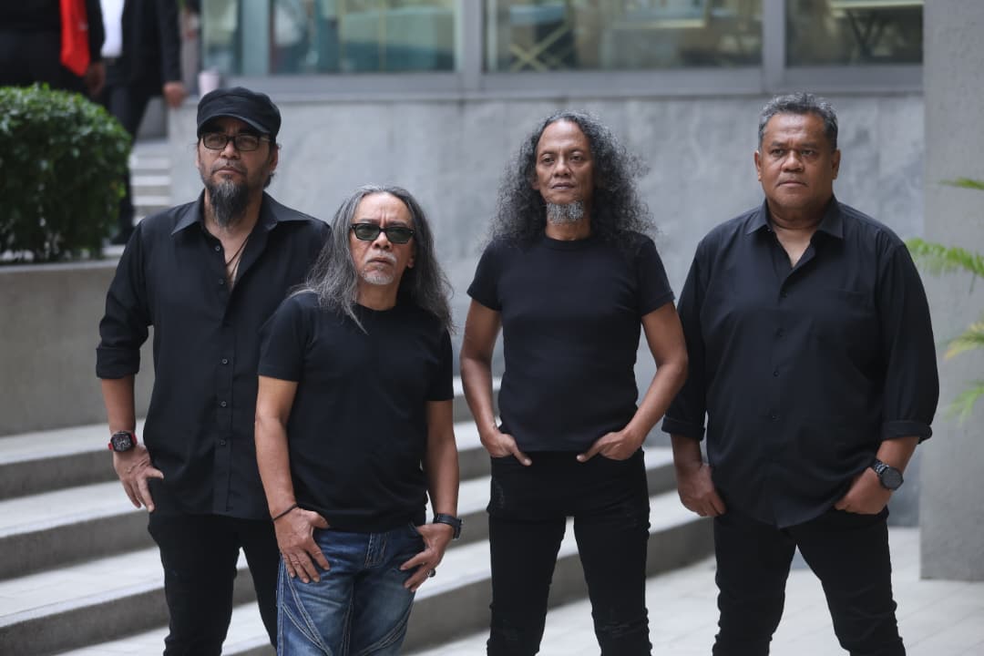 Tiga Dekad Dinanti, Mus, JoBranko, Black & Eddie Bersatu Dalam Biru Mata Hitamku - 30 Tahun Anniversary