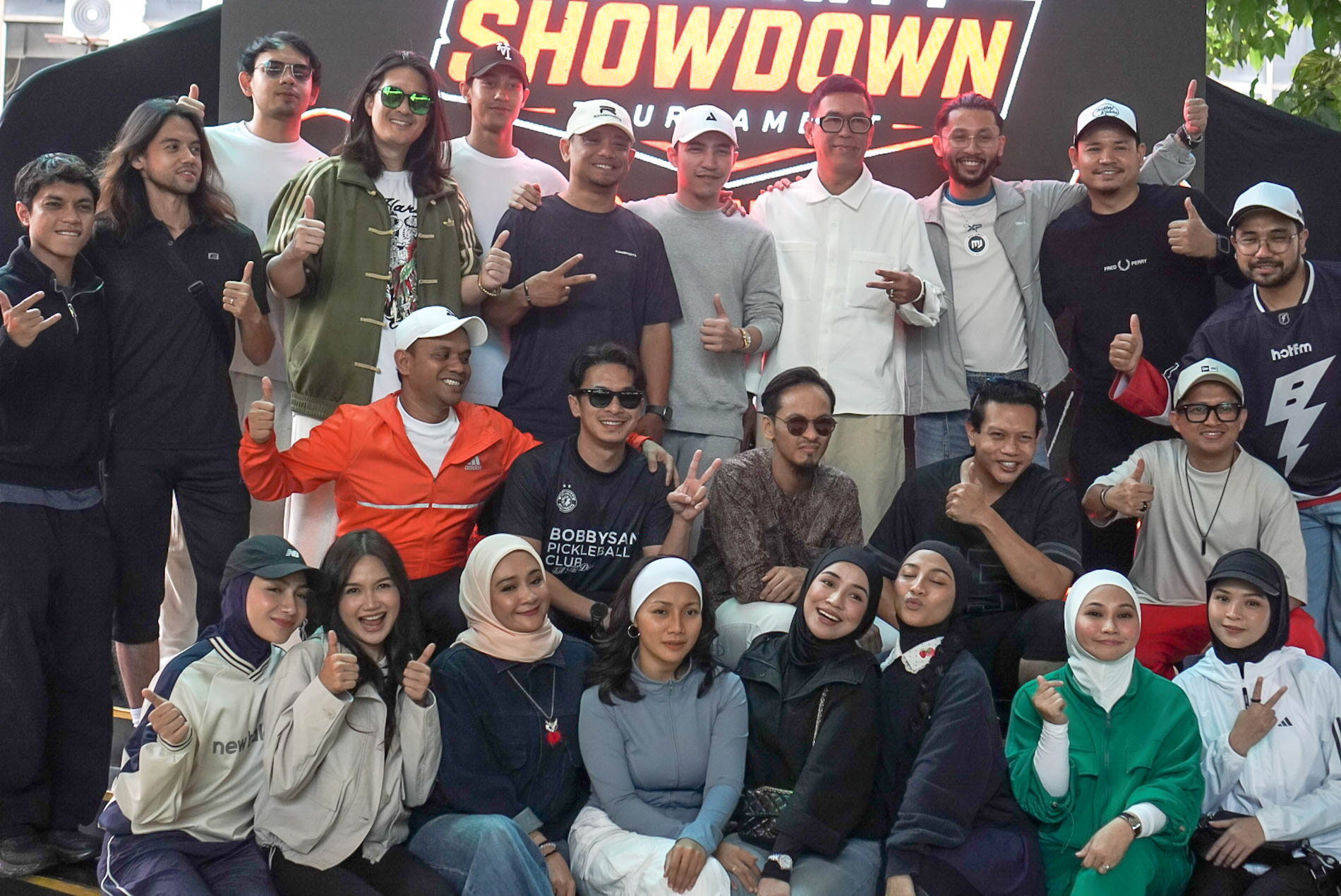 Gelanggang Panas Hari Malaysia: 60 Selebriti Berentap Demi Kejuaraan RM10,000 Dalam ‘Celebrity Showdown’