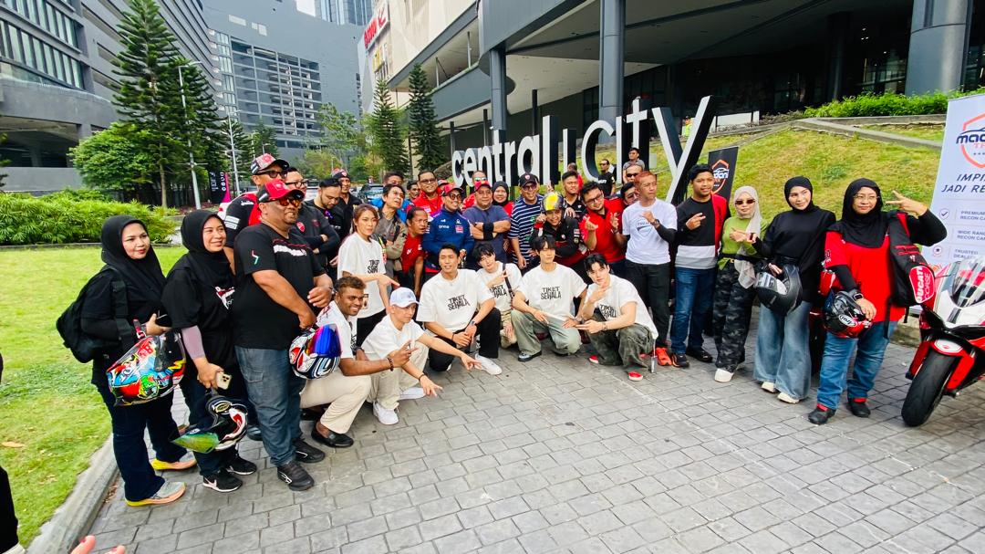 Konvoi 40 Ducati Gegar Central i-City, Meriahkan Jelajah Promosi Filem ‘Tiket Sehala’