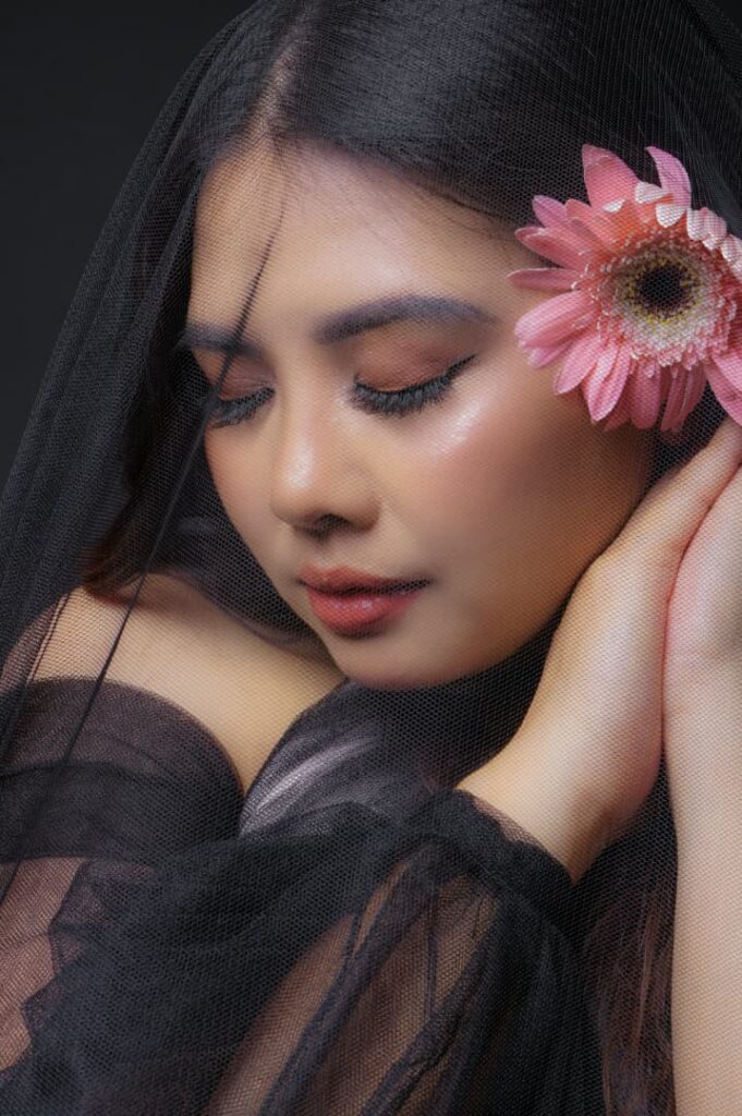 16 Tahun Menyimpan Luka? Emma Suhaimi Curah Perasaan Dalam ‘Tersakiti’
