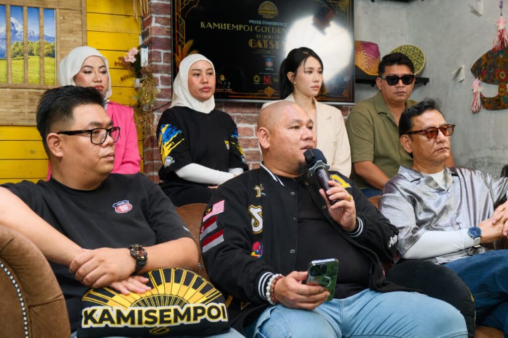 KamiSempoi Golden Award 2025 Kembali Edisi Ke-4, Bakal Iktiraf Hos TikTok LIVE & Cetus Revolusi 'Live Streamer'!