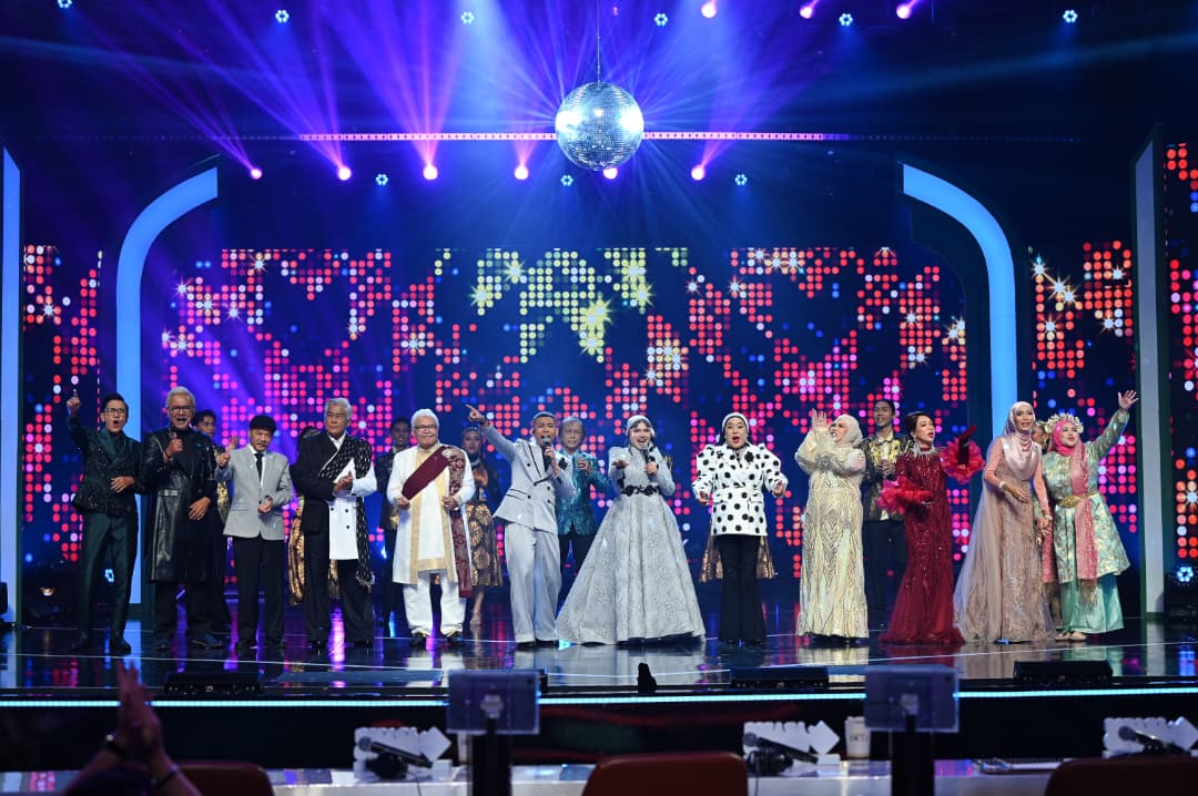 Legenda Selebriti Kembali Bersinar, Tamimi Siregar Ungguli Konsert Pertama Kilauan Emas Selebriti 2026
