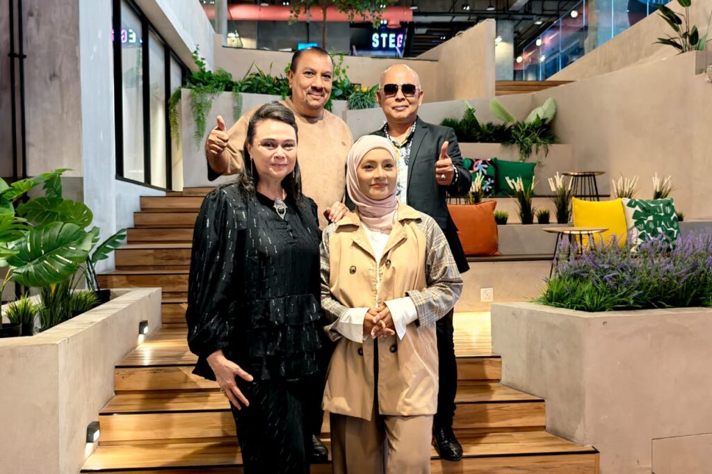 Peminat Tak Mahu Lepas Peluang, Majlis Hi-Tea Khadijah Ibrahim 'Sold Out'