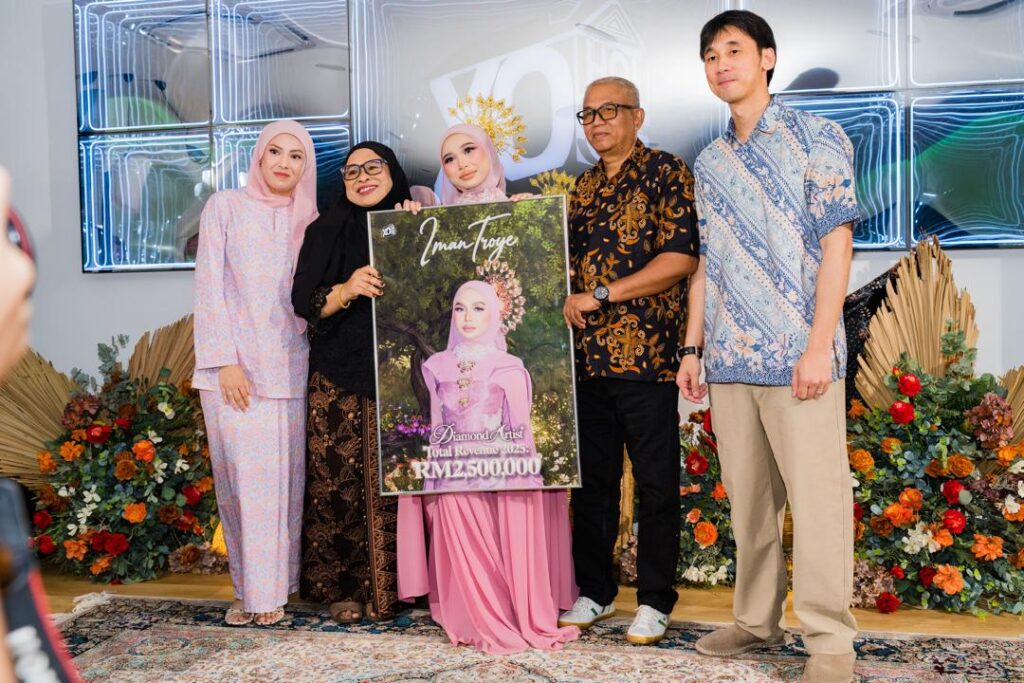 Jung Jung Inai Angkat Irama Tradisional Moden, Iman Troye Raih Gelaran 'Diamond Artist' 