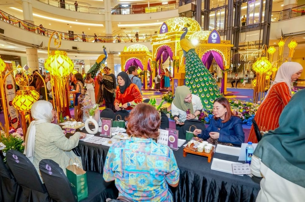 Festival Cahaya Bersinar Di KL, Putrajaya & Terengganu Menerusi Kempen Deepavali Suria KLCC Group